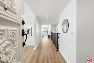324 S Elm Dr in Beverly Hills, CA - Building Photo - Building Photo
