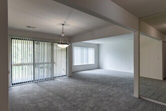 Legacy Place Apartments - Southfield, MI in Southfield, MI - Foto de edificio - Interior Photo