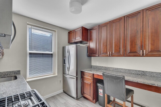 787 Summit Ave in Jersey City, NJ - Building Photo - Building Photo