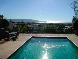 809 N Paulina Ave in Redondo Beach, CA - Building Photo