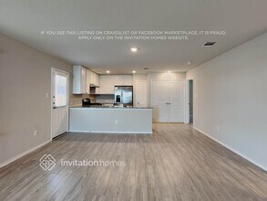 10519 Varmus Dr in Converse, TX - Foto de edificio - Building Photo