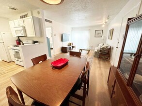 1700 SW 16th Ct in Gainesville, FL - Building Photo - Building Photo