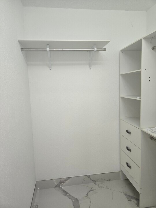 716 Truman St in Lake Worth Beach, FL - Building Photo