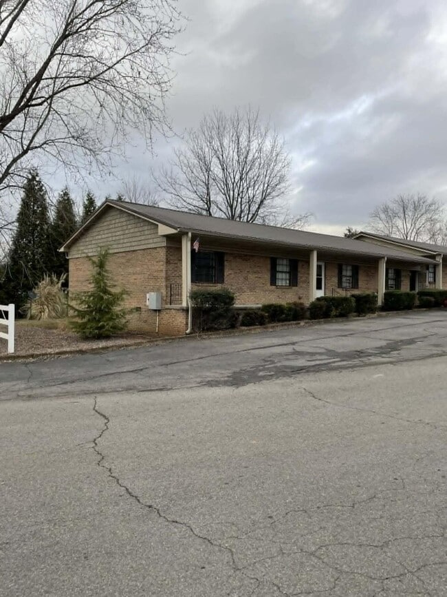 property at 4100 N Ocoee St