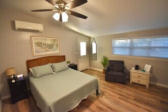 2400 Lake Hall Rd in Tallahassee, FL - Building Photo - Building Photo