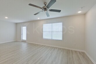 328 Monarch Ln in Pensacola, FL - Building Photo - Building Photo