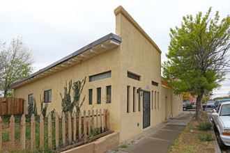 1122 Edith Blvd SE in Albuquerque, NM - Building Photo - Building Photo