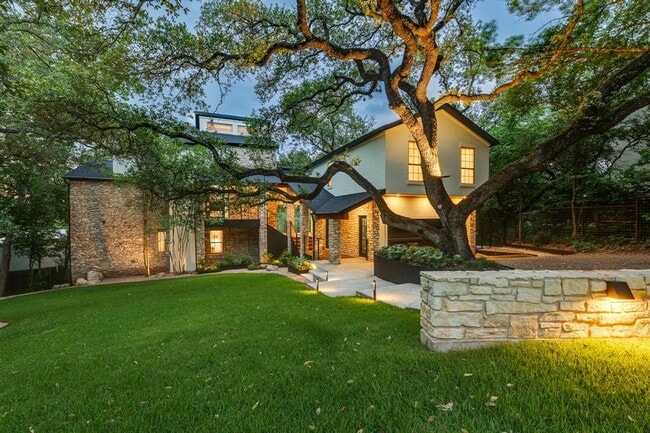 1105 Constant Springs Dr in Austin, TX - Building Photo - Building Photo