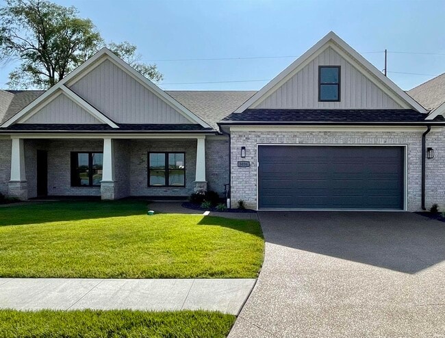 property at 3036 White Oak Trl