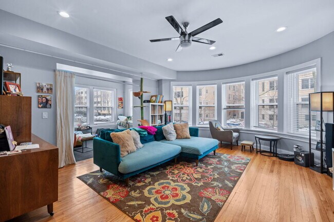 612 W Stratford Pl in Chicago, IL - Building Photo - Building Photo