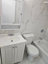 3 Vicar Ln in Levittown, PA - Building Photo - Building Photo