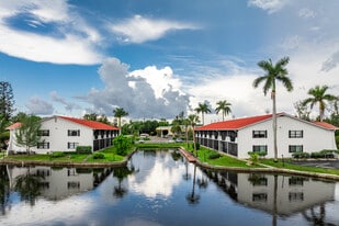 Coral Harbor in Ft. Myers, FL - Building Photo
