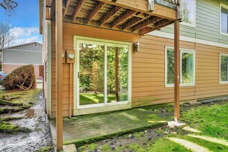 6031 N Fessenden St in Portland, OR - Building Photo - Building Photo