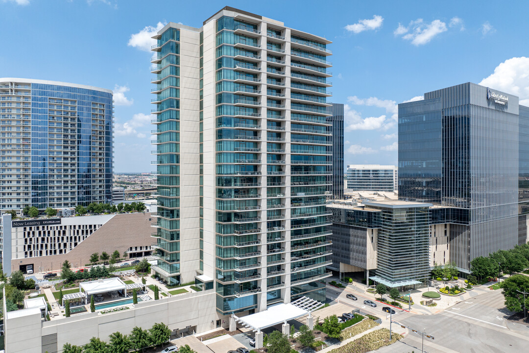 Windrose Tower in Plano, TX - Building Photo