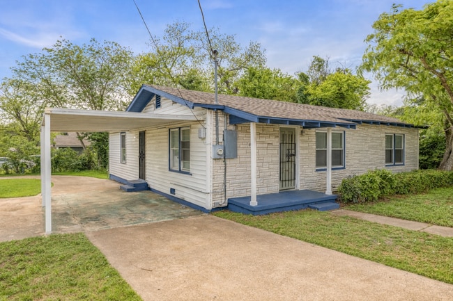 1500 J J Flewellen Rd in Waco, TX - Building Photo - Building Photo