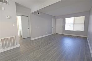 102 Oakdale Ct in Brazoria, TX - Building Photo - Building Photo