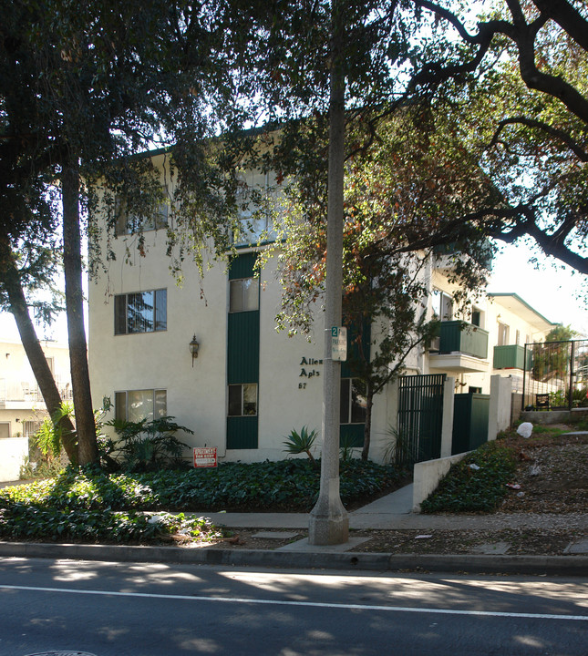 67 Allen Ave in Pasadena, CA - Foto de edificio