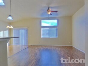 8378 Hardwood Cir in Colorado Springs, CO - Foto de edificio - Building Photo