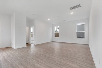 21407 Austell Pond Dr in Porter, TX - Building Photo - Building Photo