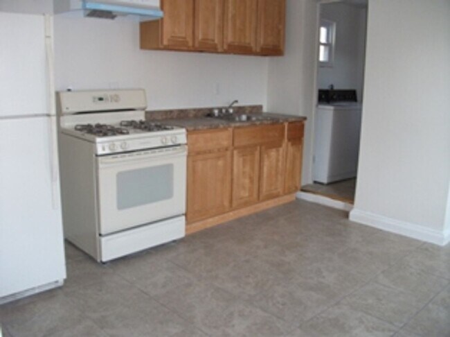 4940 Penn St in Philadelphia, PA - Building Photo - Building Photo