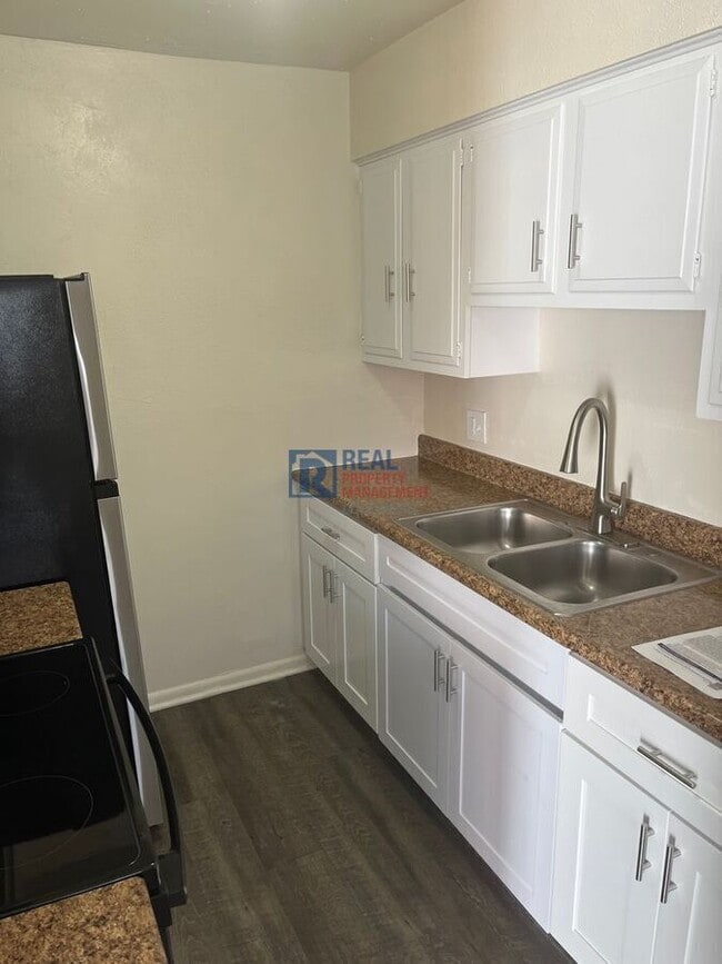 1303 Coffman St in Longmont, CO - Building Photo - Building Photo