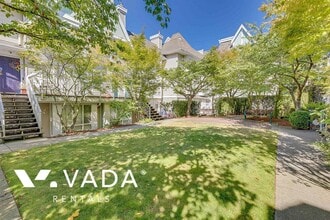 6588 Southoaks Crescent in Burnaby, BC - Building Photo - Building Photo