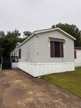 1938 Garden Rd in Pearland, TX - Building Photo - Building Photo