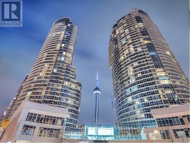 8-PH8 York St