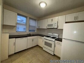 518 Cambridge St, Unit 7 in Boston, MA - Building Photo