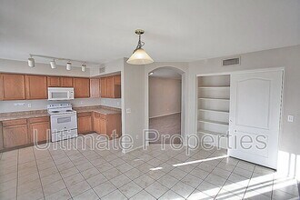 15821 N 165th Ln in Surprise, AZ - Building Photo - Building Photo