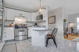 306 Rue Riviera in Gatineau, QC - Building Photo - Building Photo