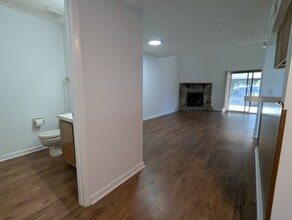 5591 Greatpine Ln S in Jacksonville, FL - Building Photo - Building Photo