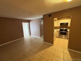 3710 NW 21st St in Lauderdale Lakes, FL - Building Photo