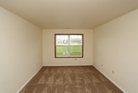 Fox Lane Apartments in Walworth, WI - Building Photo - Interior Photo