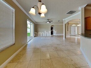 239 Traditions Dr in Winter Garden, FL - Foto de edificio - Building Photo