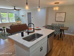 4011 Garrett Rd in Durham, NC - Building Photo - Building Photo