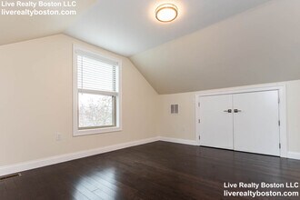 478 Fulton St in Medford, MA - Building Photo - Building Photo