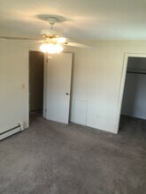 5950 Andrews Rd in Mentor On The Lake, OH - Foto de edificio - Building Photo