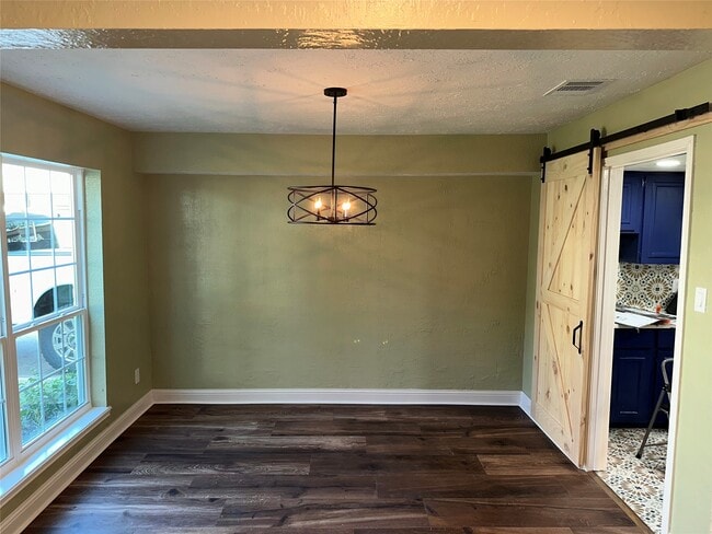 property at 14663 Perthshire Rd