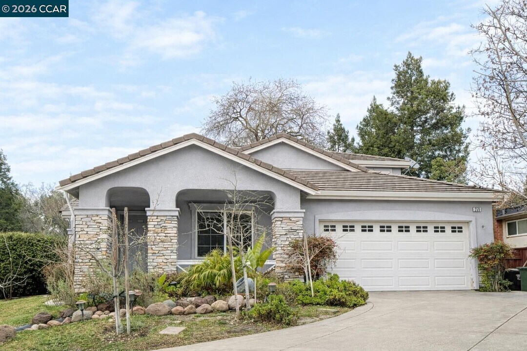 350 Caroni St in Walnut Creek, CA - Building Photo