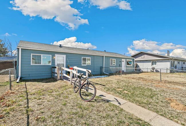 6680 E 63rd Pl in Commerce City, CO - Building Photo - Building Photo