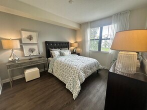 10840 NW 79th St, Unit A9 in Miami, FL - Building Photo - Building Photo