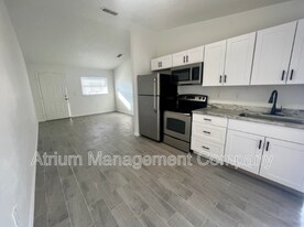 4609 Audrey Ln in New Port Richey, FL - Building Photo