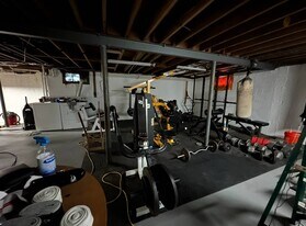 107 Fairview Ave in Oceanside, NY - Building Photo