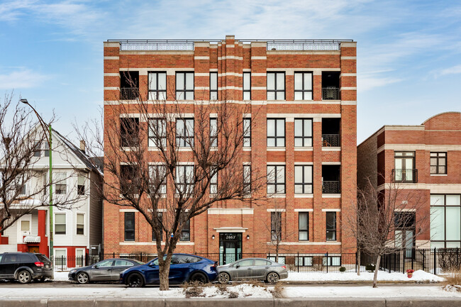 2663 N Ashland Ave in Chicago, IL - Building Photo - Building Photo