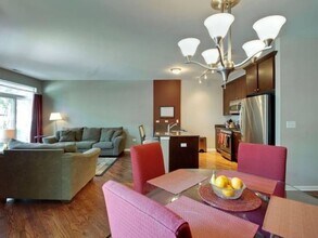 1451 S Halsted St in Chicago, IL - Building Photo - Building Photo