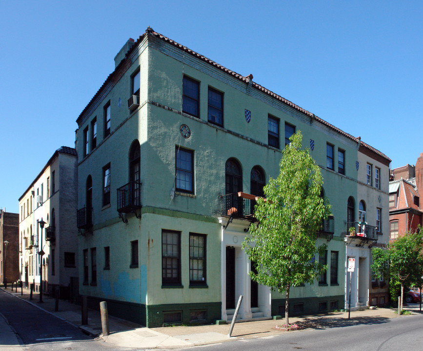 2116-2120 Sansom St in Philadelphia, PA - Building Photo