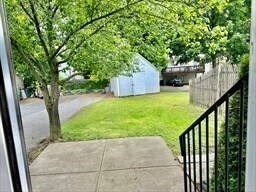 17 Myrtle St in Watertown, MA - Building Photo - Building Photo