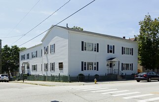 448 Wilson St in Manchester, NH - Building Photo