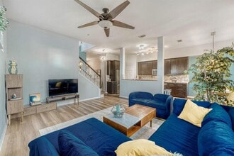 1009 Taulbee Ln in Austin, TX - Building Photo - Building Photo